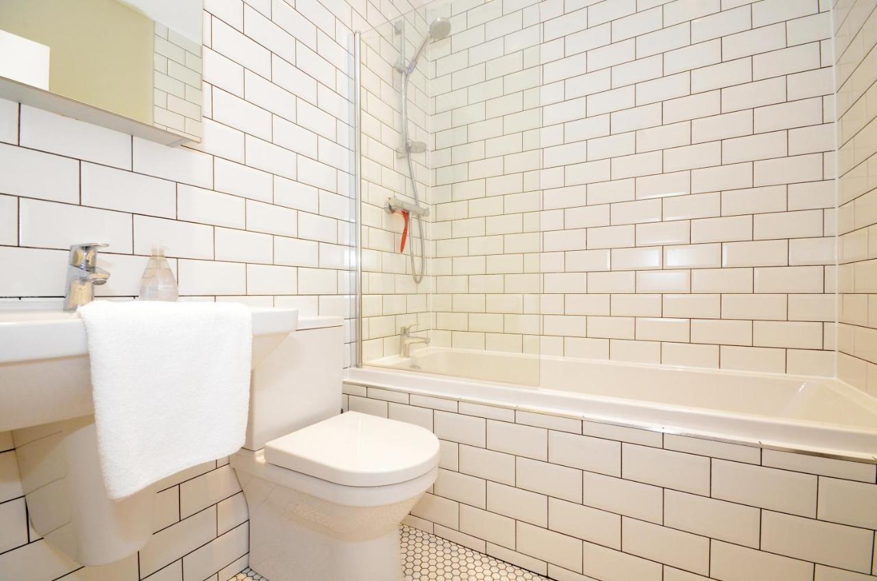 The Mews - 2 Bedroom Luxury, Spacious House With Free Parking York Extérieur photo
